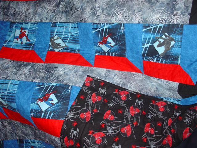 Bailey's quilt 002 (Small).jpg