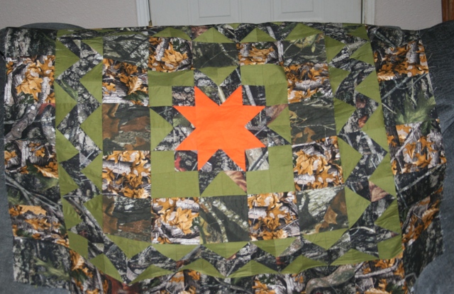 Clay's first quilt 001.JPG